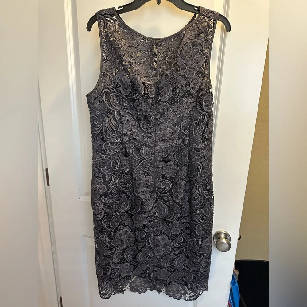 Adrianna Papell Evening Gown Sz 14 - Picture 2 of 3